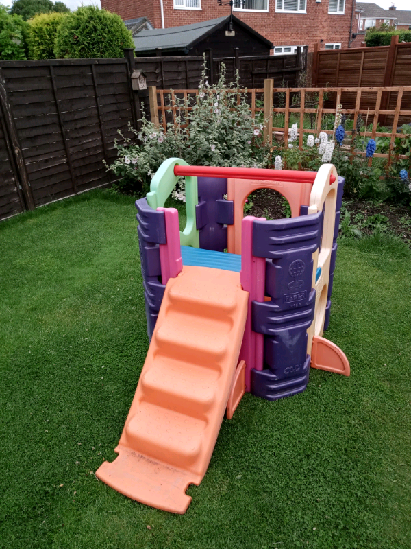 feber climbing frame